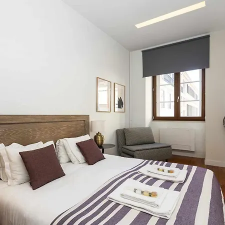 Pombalino Design Em Baixachiado